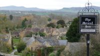 view-from-the-mount-pub-at-stanton_2.jpg