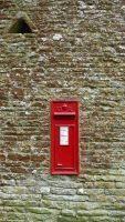 old-world-cotswold-post-box-in-a-barn_4.jpg
