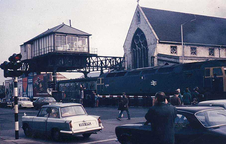 1970Barton Gates1_WEB Barton Gates